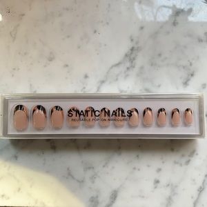 NEW - static nails